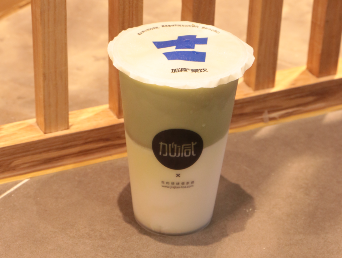 凯发k8天生赢家一触即发茶饮|千亿级别的茶饮市场是否还值得加盟呢