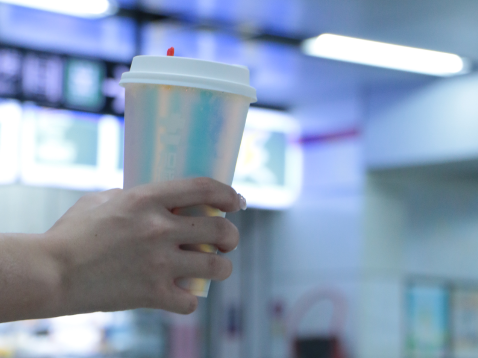 凯发k8天生赢家一触即发茶饮|投资奶茶加盟店应如何将风险降低？
